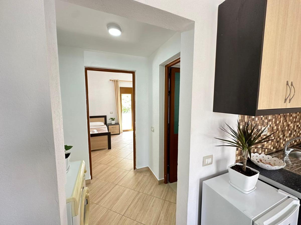 Vlora Villa With Private Parking エクステリア 写真