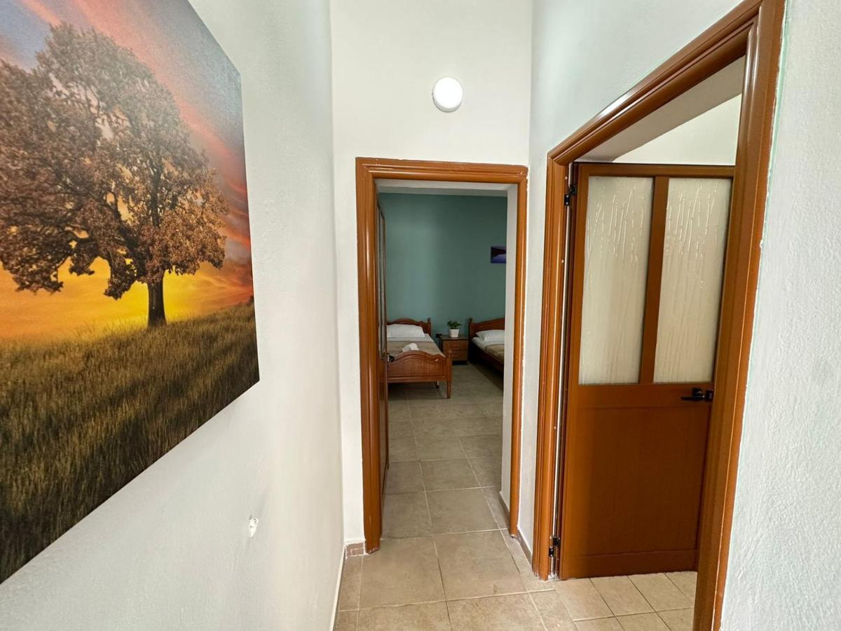 Vlora Villa With Private Parking エクステリア 写真