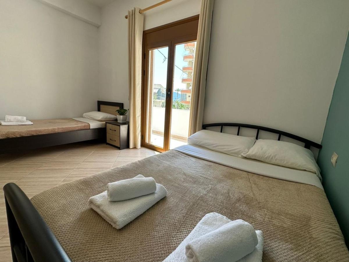 Vlora Villa With Private Parking エクステリア 写真