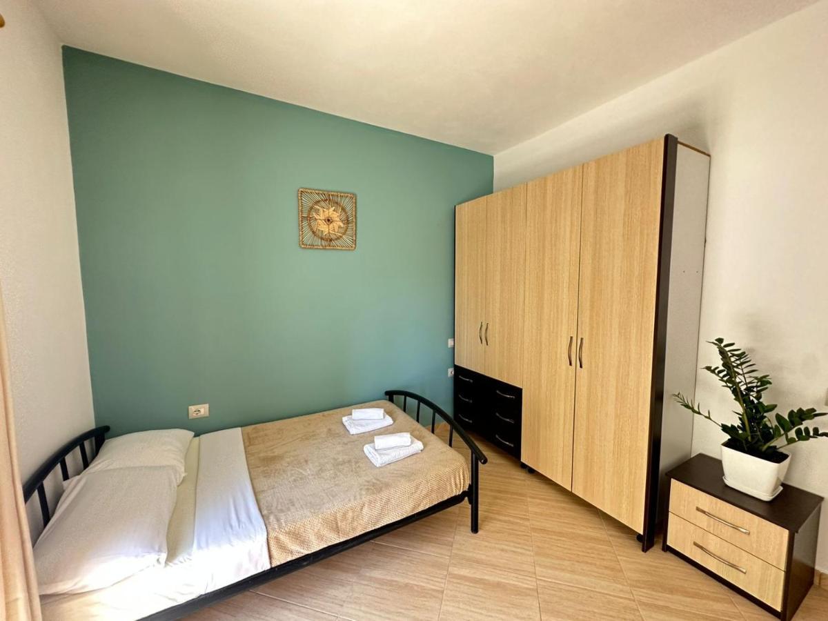 Vlora Villa With Private Parking エクステリア 写真