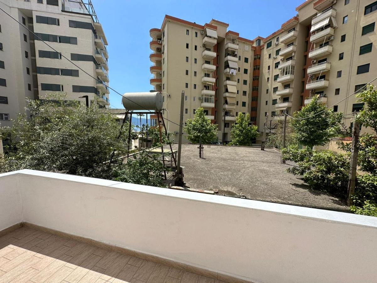 Vlora Villa With Private Parking エクステリア 写真