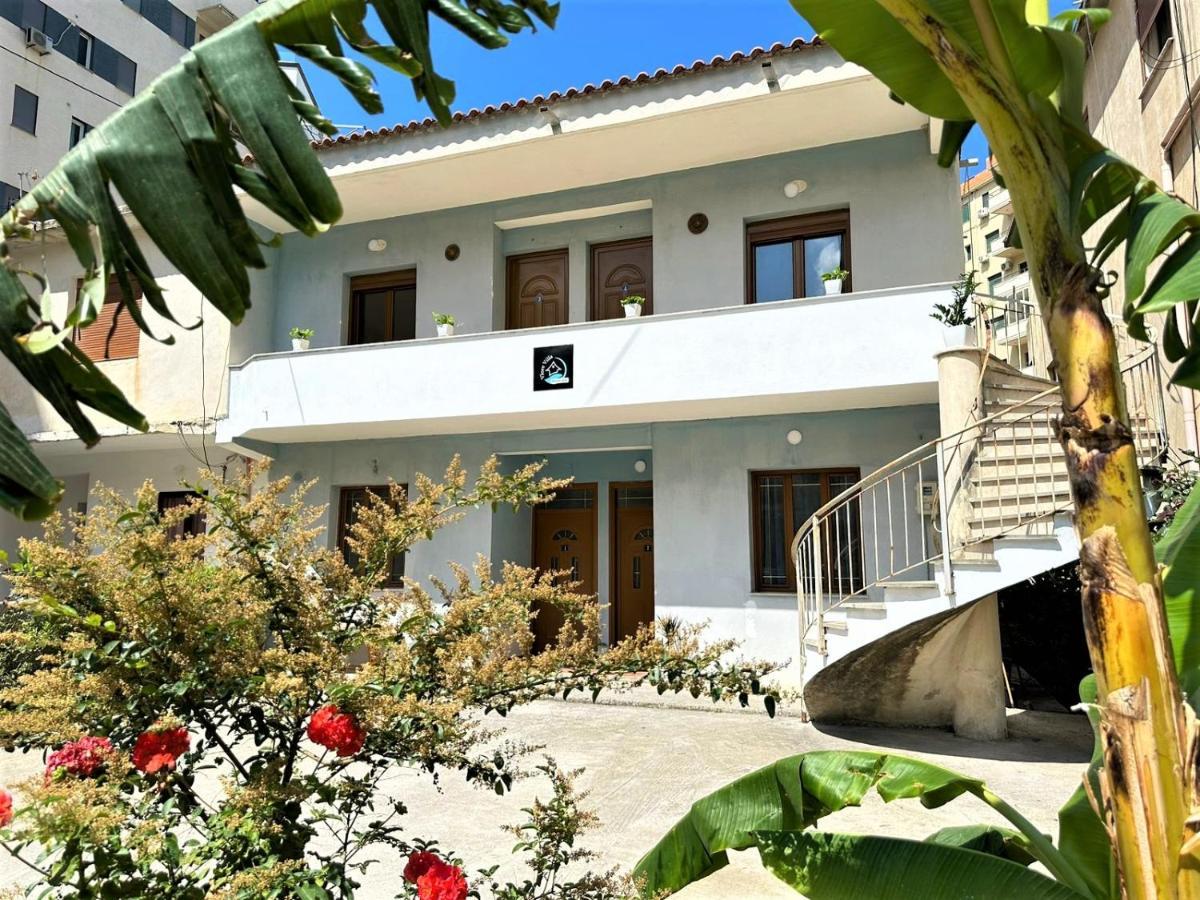 Vlora Villa With Private Parking エクステリア 写真