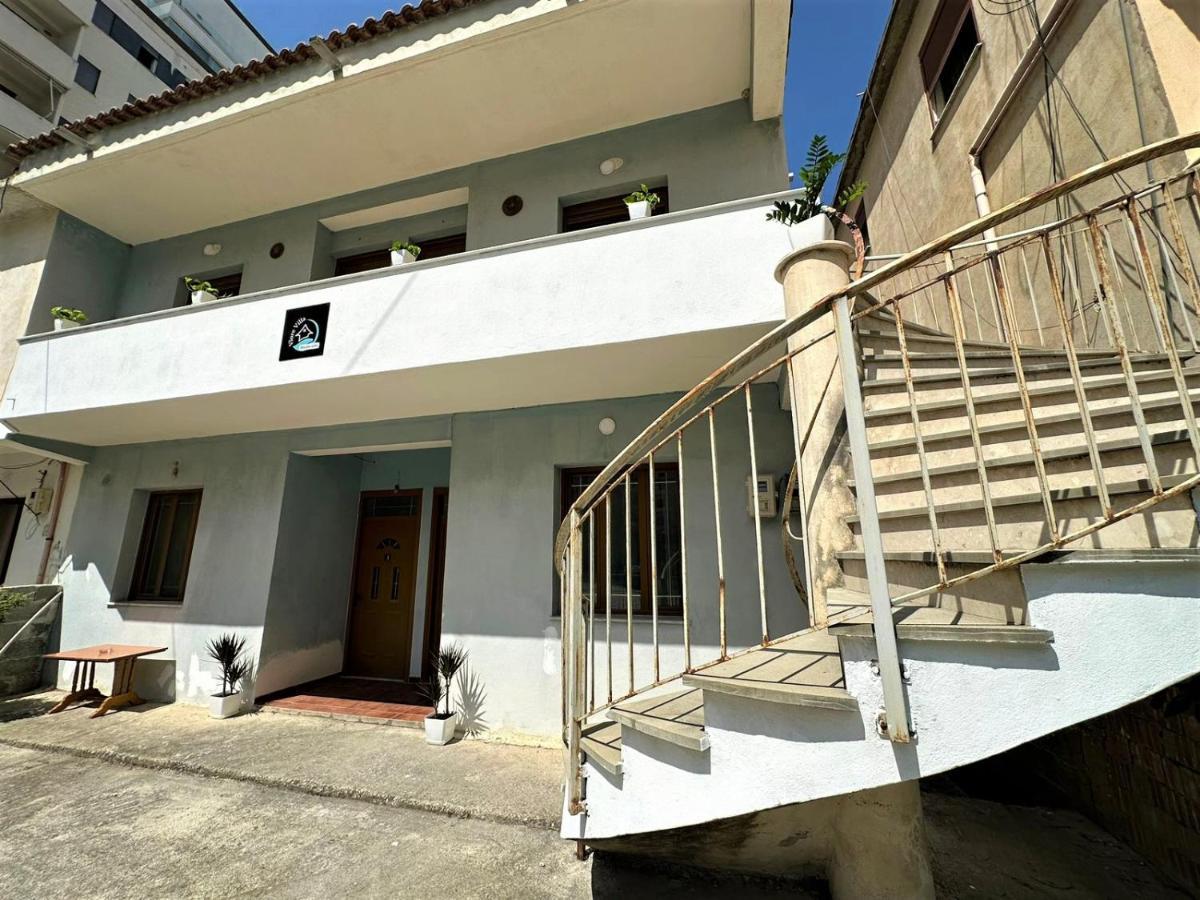 Vlora Villa With Private Parking エクステリア 写真