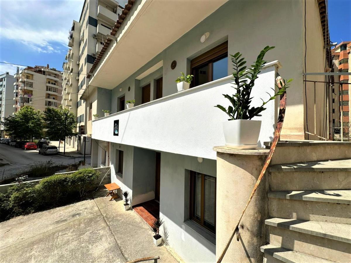 Vlora Villa With Private Parking エクステリア 写真